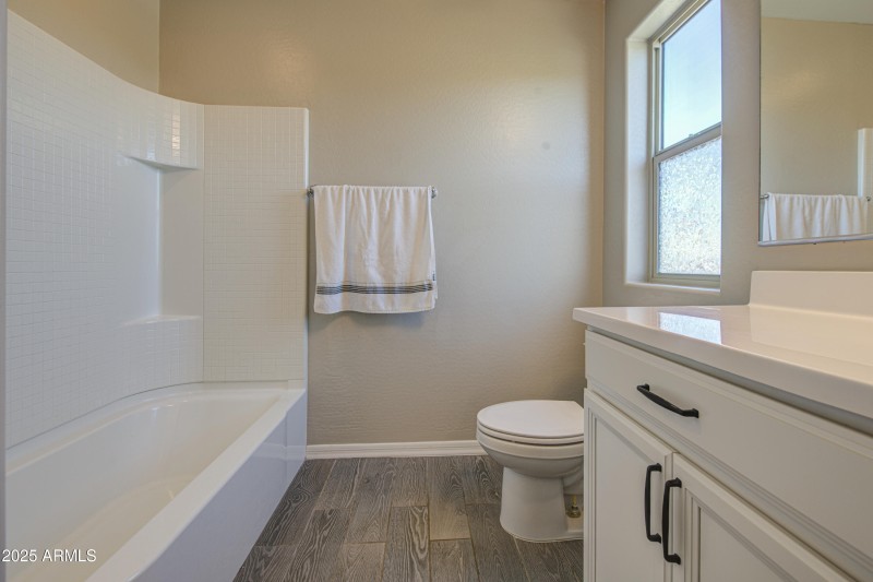 Upstairs Common Area Bathroom