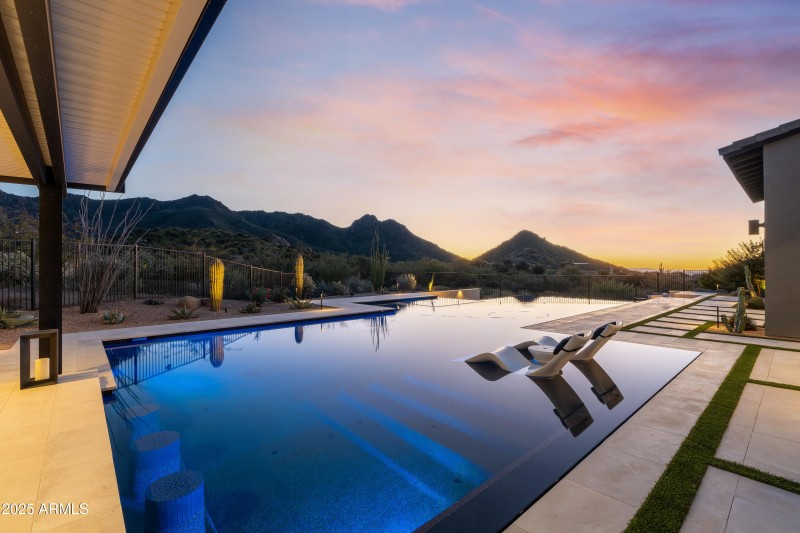 9-print-23962-n-123rd-pl