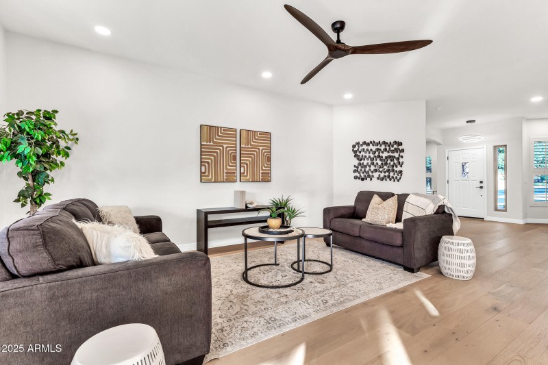 6082 S Bedford Pl-8_(2048)