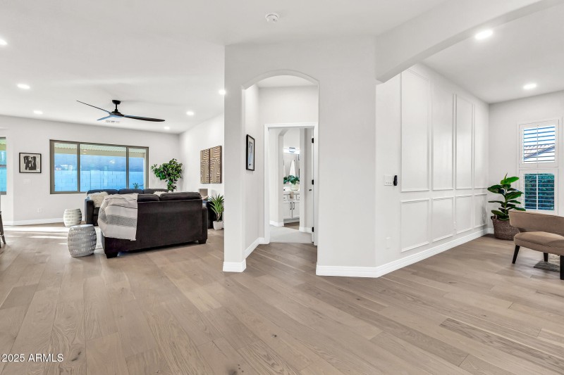 6082 S Bedford Pl-9_(2048)