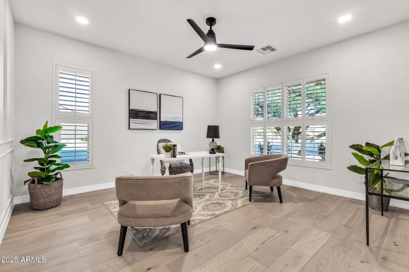 6082 S Bedford Pl-13_(2048)