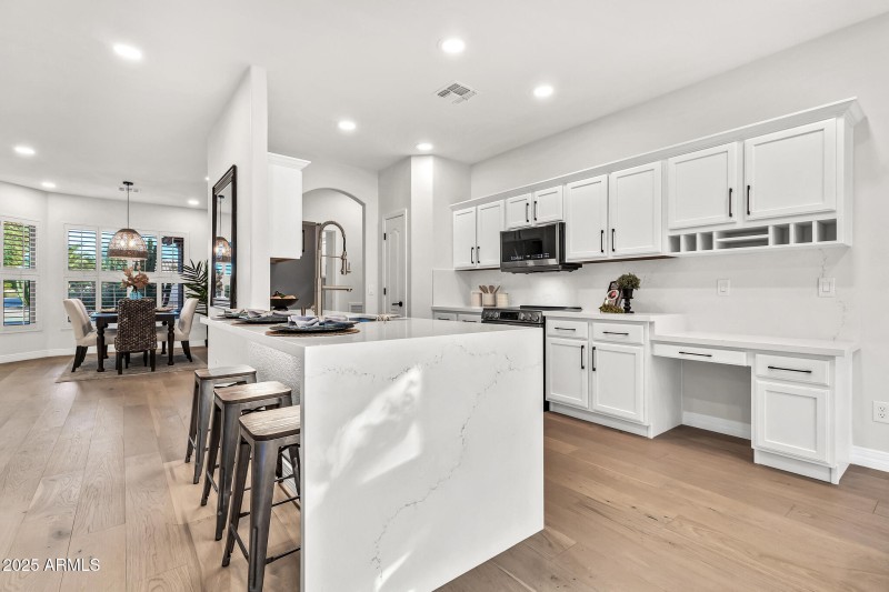 6082 S Bedford Pl-21_(2048)