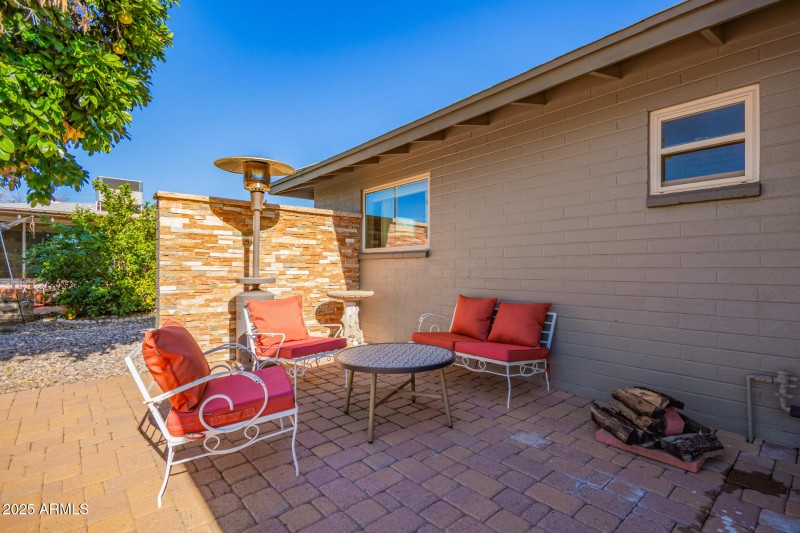 Another sitting area