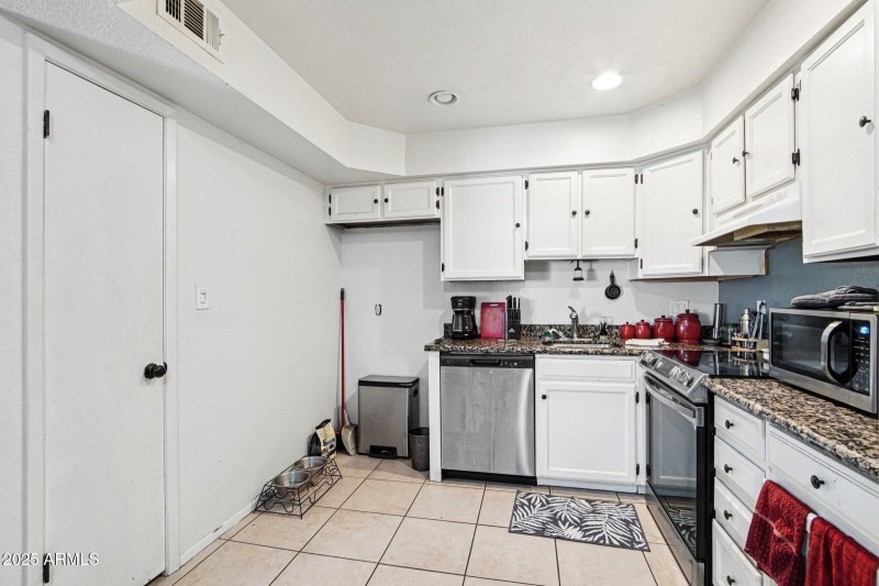 6-web-or-mls-S Pennington-L0412-006