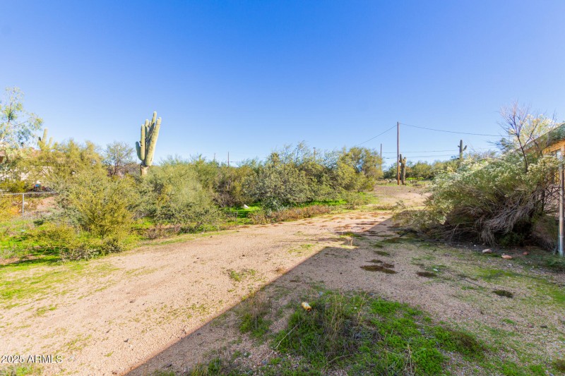 Fully fenced property