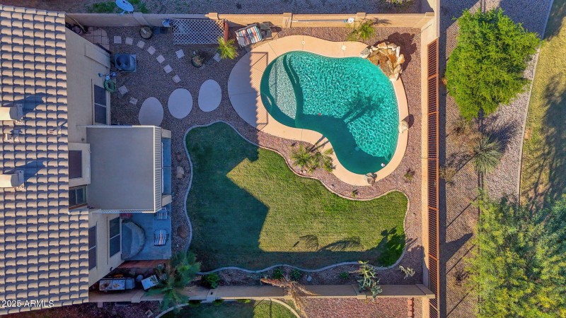 6-web-or-mls-DJI_20251204134132_0399_D