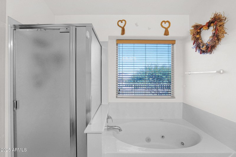 24-web-or-mls-P1393535