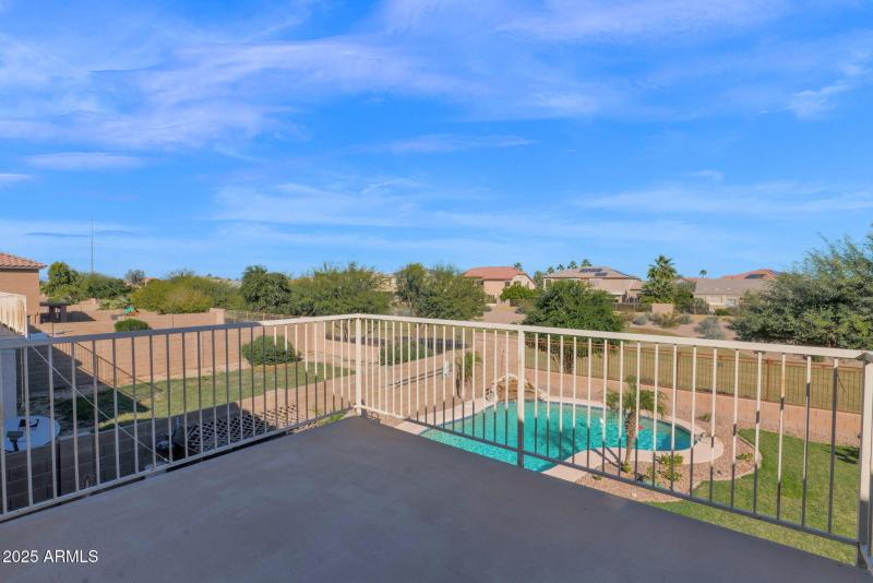 26-web-or-mls-P1393543