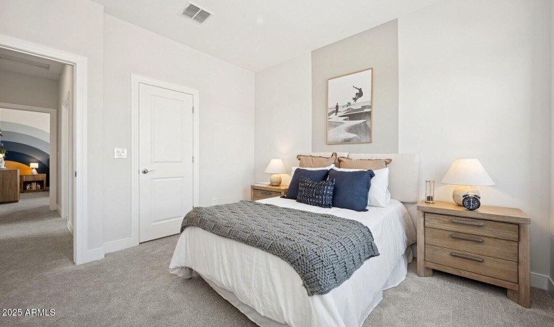 172788_Honeysuckle Trail_Hampton_Bedroom