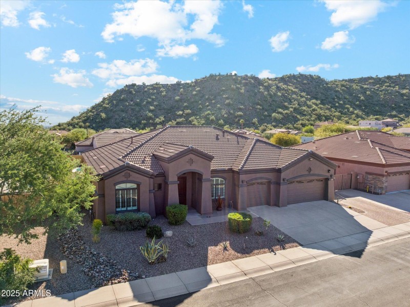 40-DJI_20251204130100_0011_D