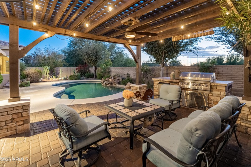 12345 W Dove Wing Way-77