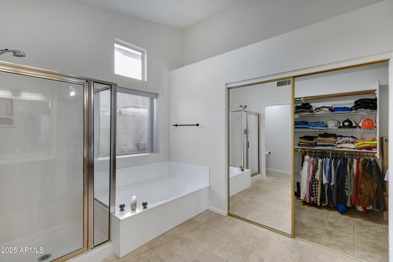 3834 E Windsong Dr-22