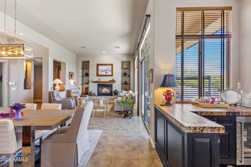 Living Room/ Formal Dining