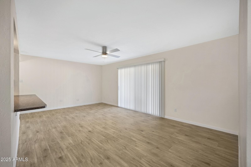 5032 W Morten Ave-11