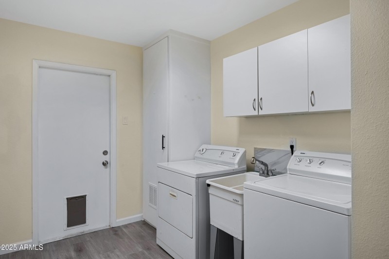 5032 W Morten Ave-28