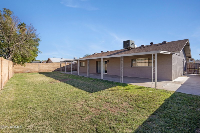 5032 W Morten Ave-30