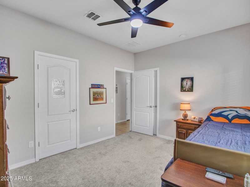 Bright & Comfortable Bedroom