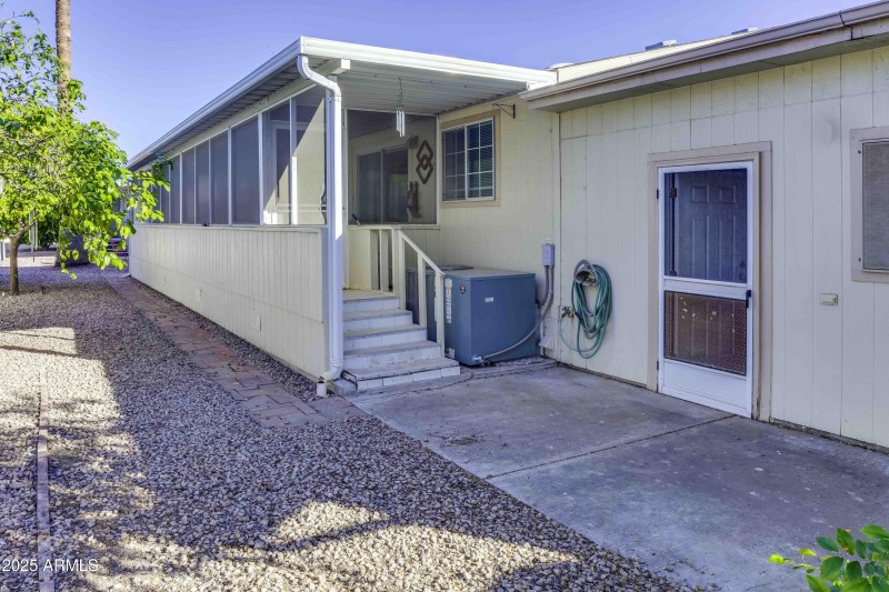 Lot # 2337-25