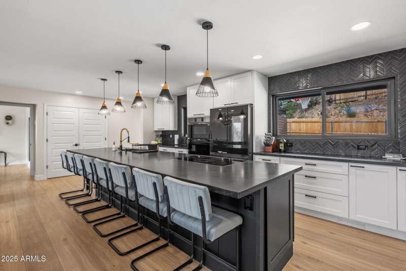 41-web-or-mls-6C1A3595