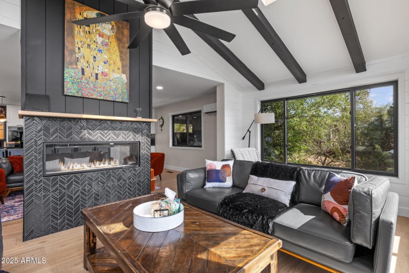 51-web-or-mls-6C1A3660