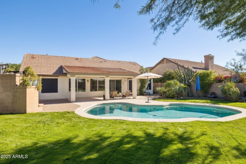 34-web-or-mls-28826-n-45th-st