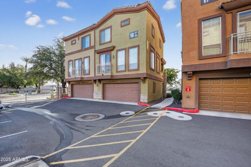 01_1920_E_Bell_Rd_Phoenix_AZ_85022-Exter