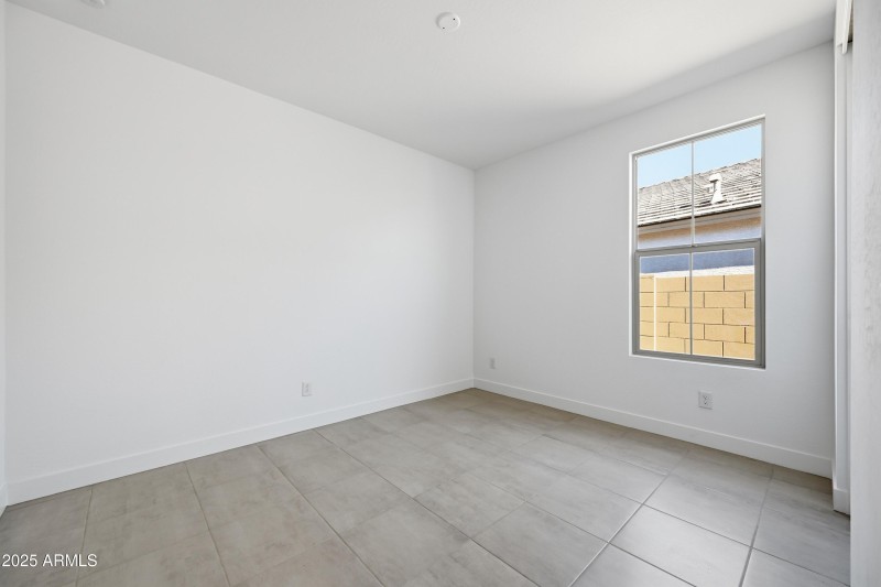 16752 W SAGUARO PARK Lane - Ready Now!