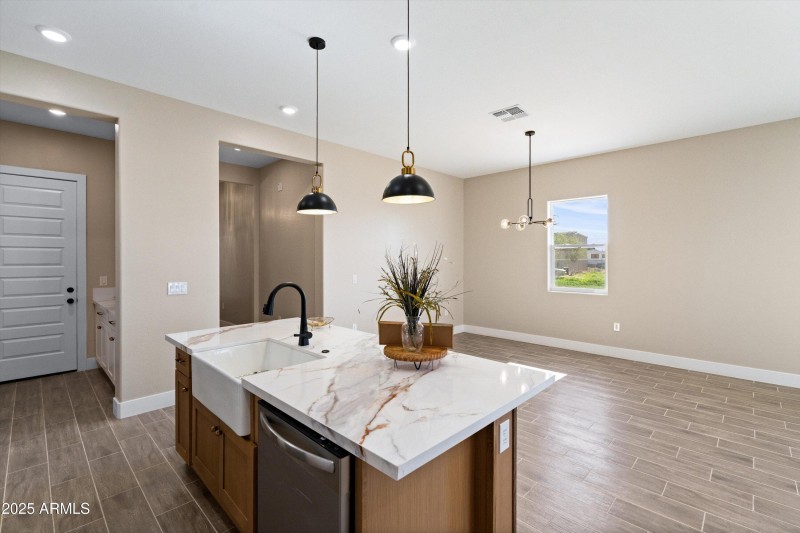 15-Kitchen to Dining