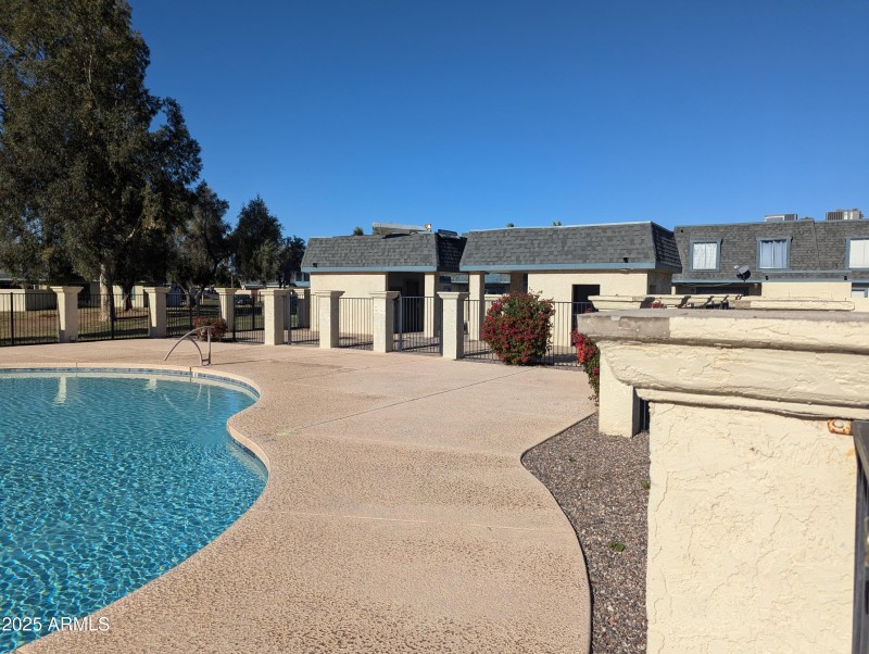 PXL_20251202_172501192