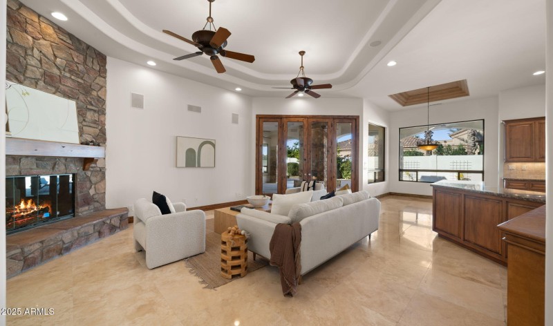 32-web-or-mls-Great Room2 (2)