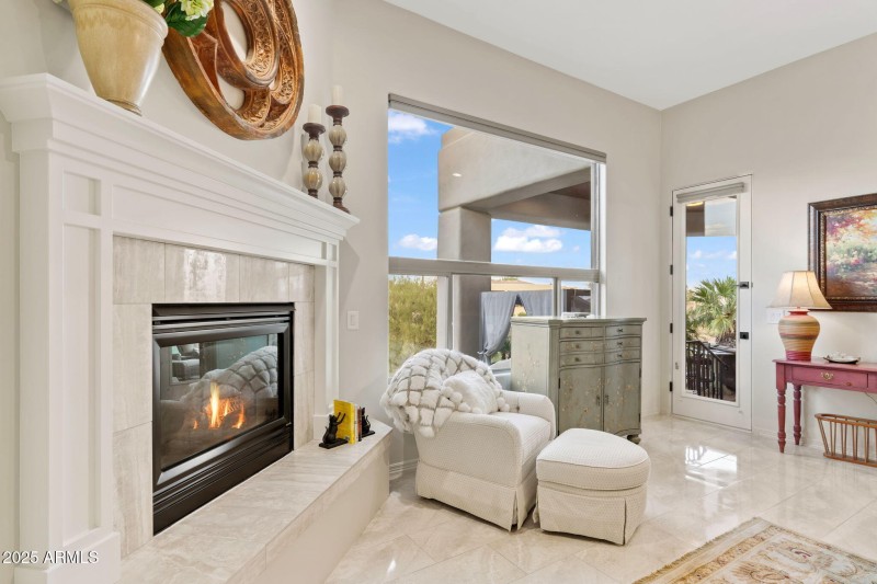 Sitting area in primary bedroom