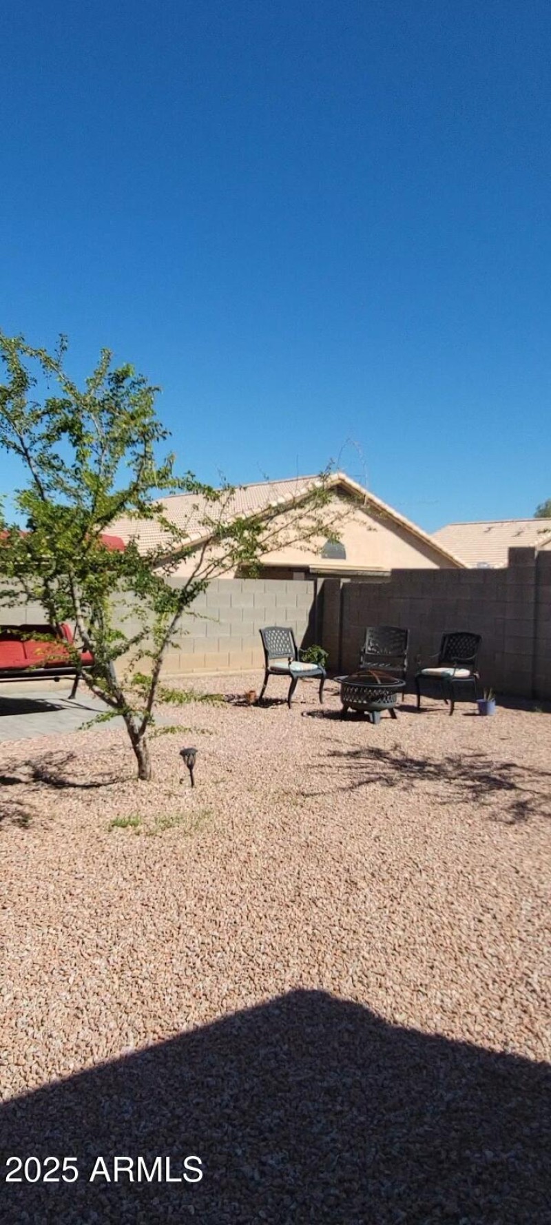 725c273c-5145-47f1-a480-4a5b33afd63b-1_a