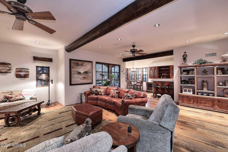 Night-Family Room (7)