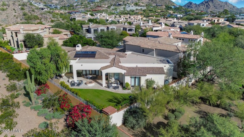 3905 E Sierra Vista Dr-large-039-007-DJI