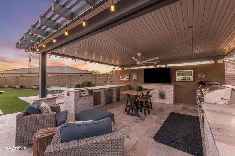 Ramada/outdoor kitchen