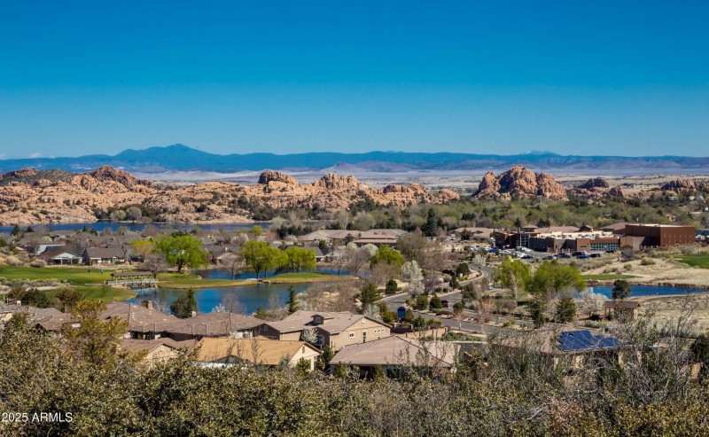 031_Prescott Lakes Community