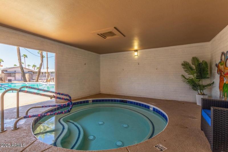 Villa Carmel hot tub