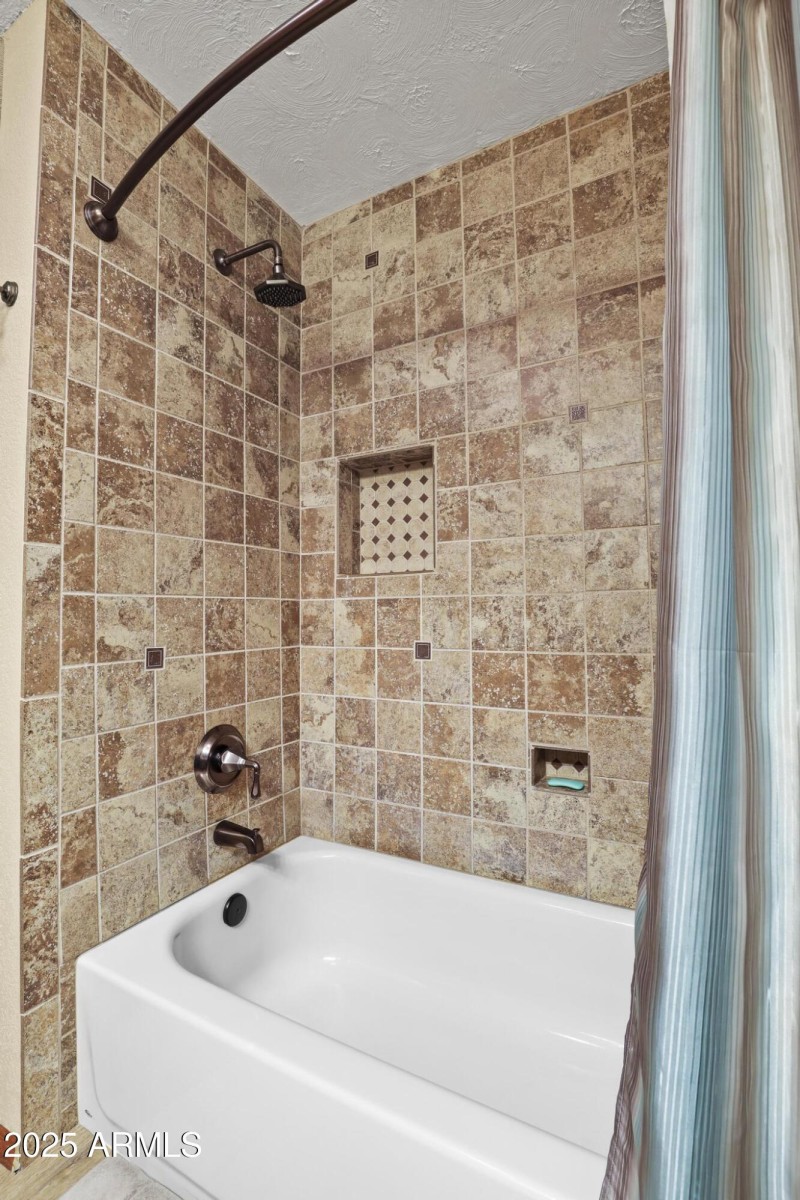 Downstairs Tub/Shower