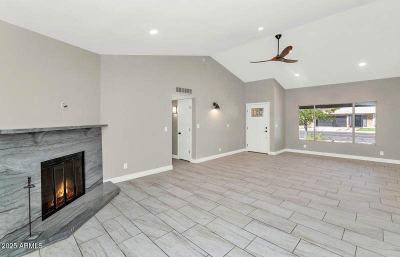 2555 S Patterson Street