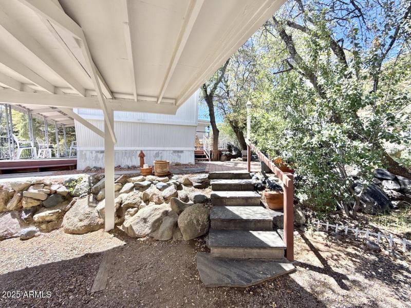 10 Carport