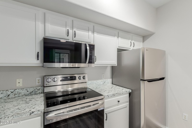 phoenix-biltmore-1-bedroom-condo-kitchen