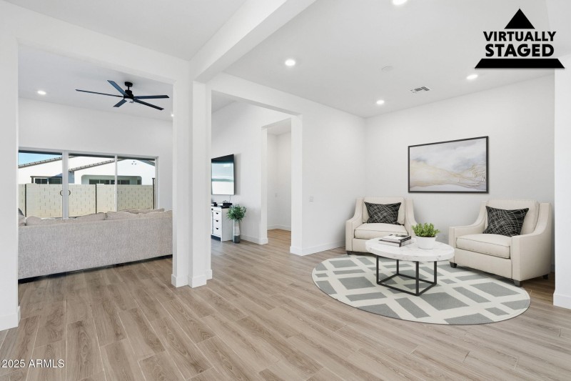 033_ListerPros (Dining Area)_VS 1