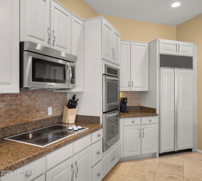 16-web-or-mls-Great Room4