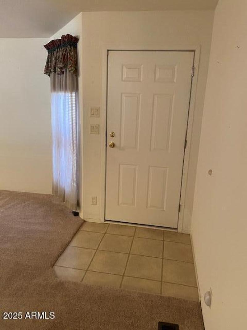 3700 S. Ironwood #96 Living Room Entry
