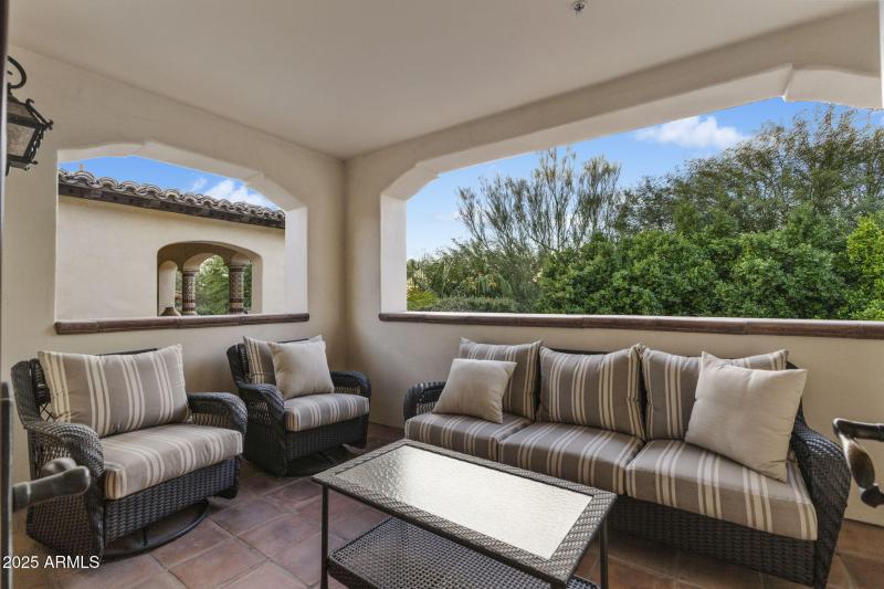 37-8757 - Balcony for Bedroom 3