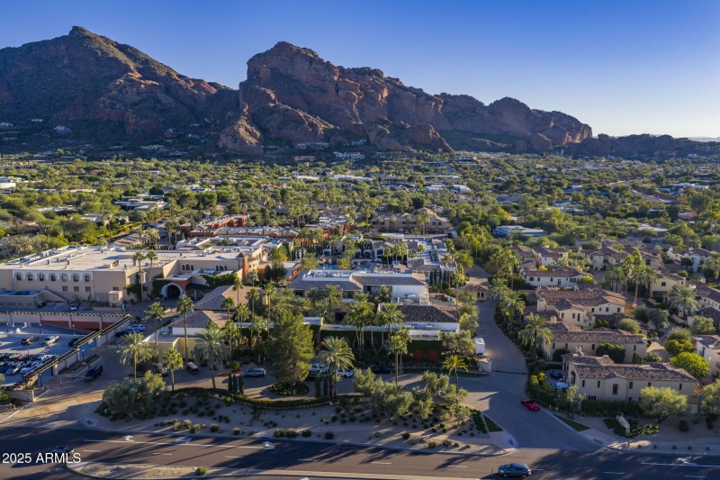 47-0268 - Omni Resort Amenities in the H