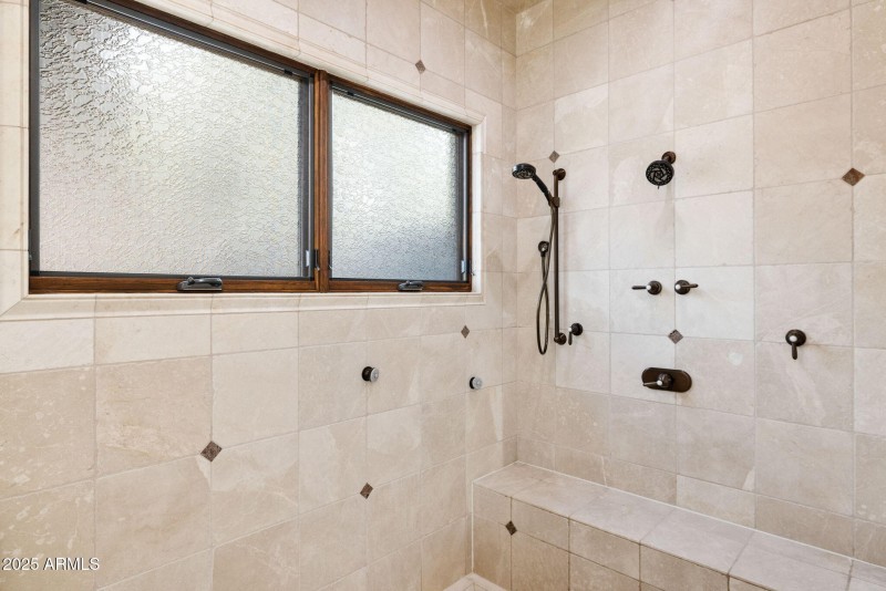 73-Primary Bathroom (6)