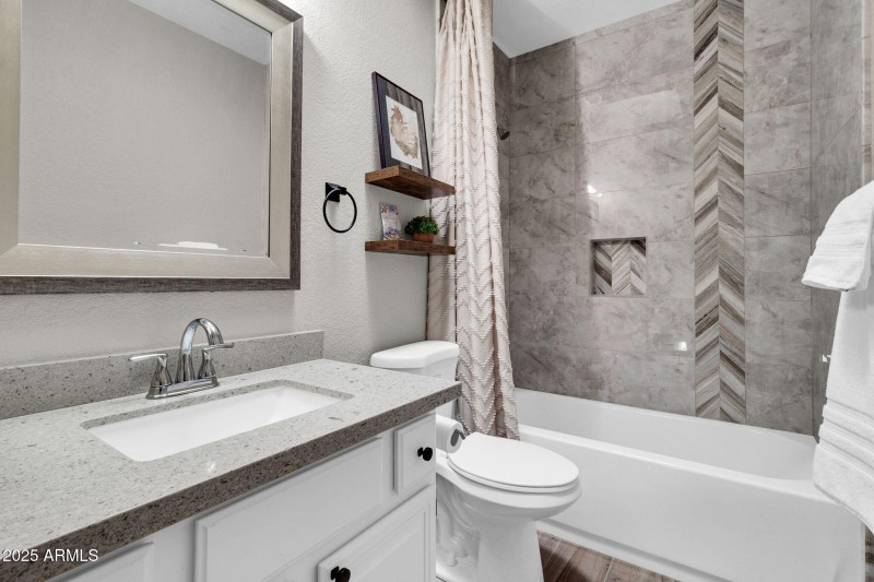 26434 S Boxwood Dr-26