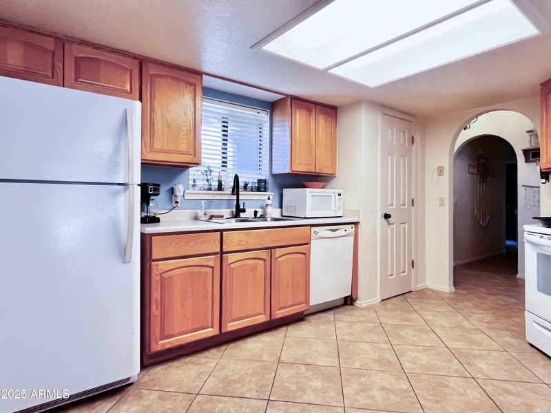 F4FC378E-D3E2-4800-9E08-6789D9CA3265