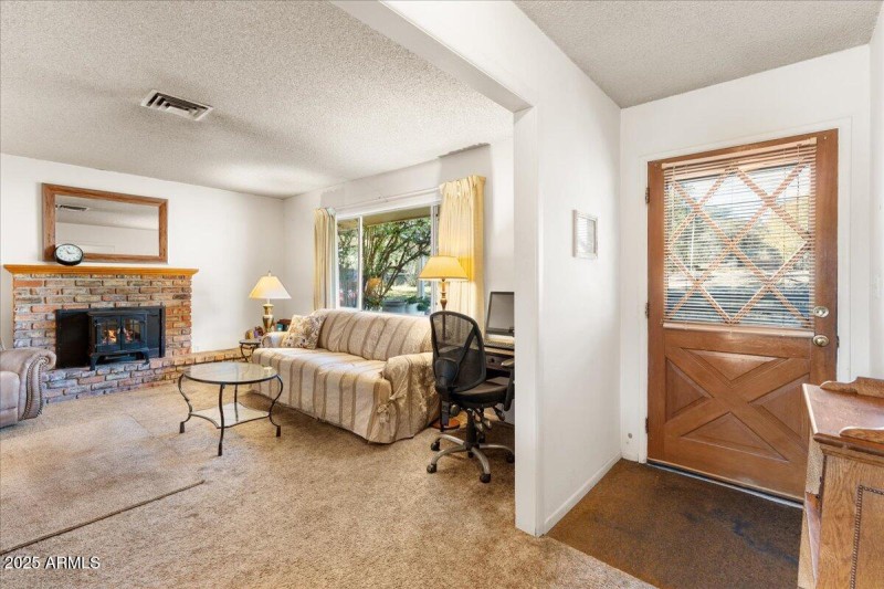 03-Foyer & Living Room